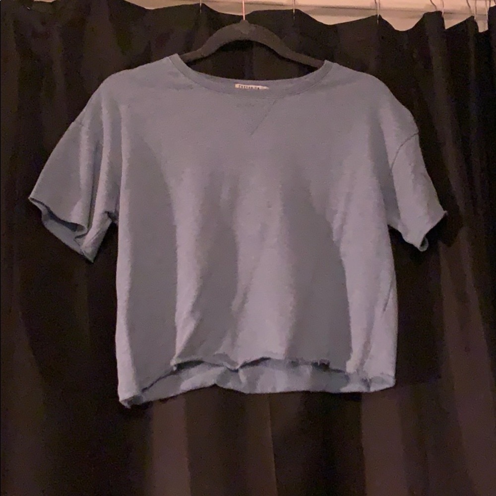 Blue crop top crew neck tshirt